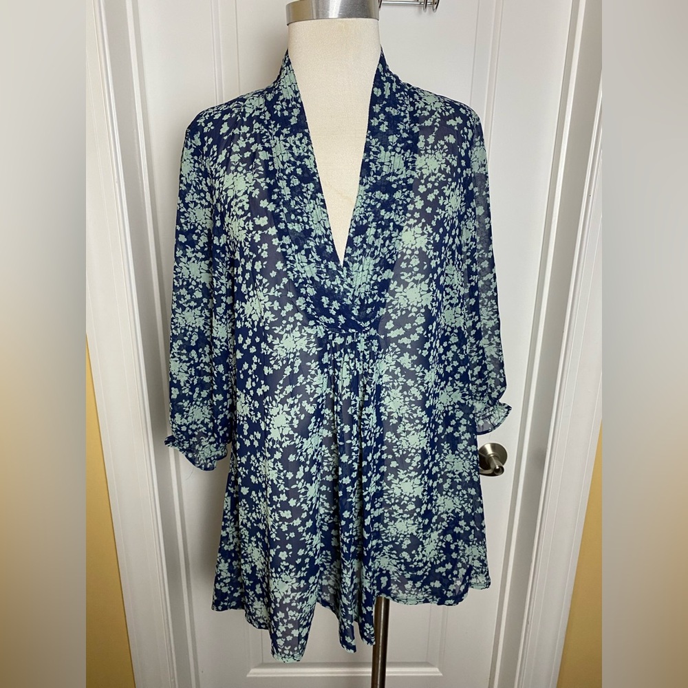 Papillon Navy & Teal Sheer Floral Vneck 3/4 Sleeve High Low Tunic M Stunning